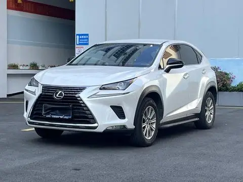 Lexus NX 2018