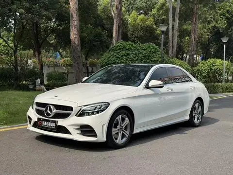 Mercedes-Benz C-Class 2022 — фото 1