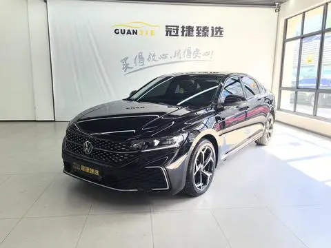 Volkswagen Passat 2024
