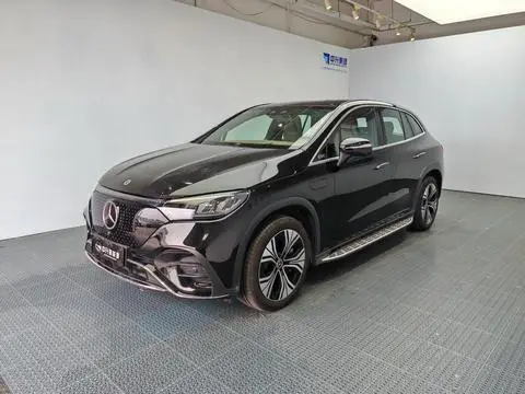 Mercedes-Benz EQE SUV 2024