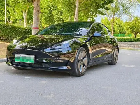 Tesla Model 3 2022 — фото 1