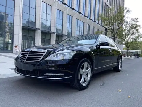 Mercedes-Benz S-Class 2010