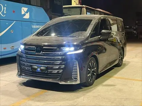 Toyota Alphard 2023
