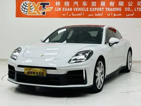 Porsche Panamera 2024