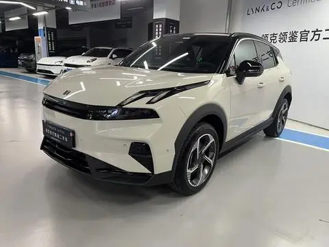Lynk & Co 06 2025