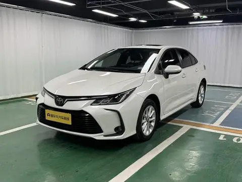 Toyota Corolla 2019 — фото 1