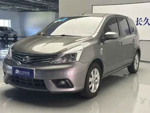 Nissan 骊威 2013