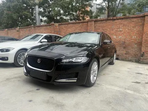 Jaguar XFL 2018
