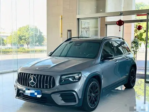 Mercedes-Benz GLB AMG 2024