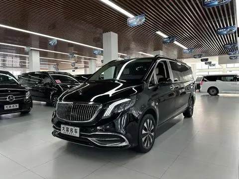Mercedes-Benz 威霆 2023