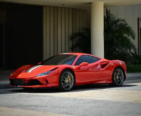 Ferrari F8 2019