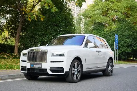 Rolls Royce Cullinan 2018