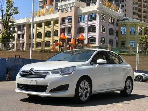 Citroën C4L 2014