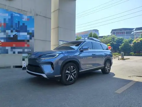 BYD 海狮07 DM 2025 — фото 1
