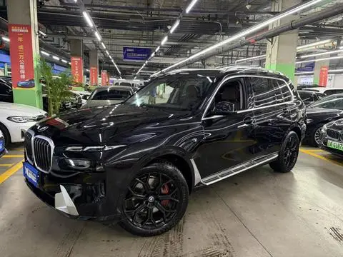 BMW X7 2023 — фото 1