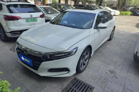 Honda Accord 2018 — фото 1