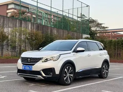 Peugeot 5008 2017