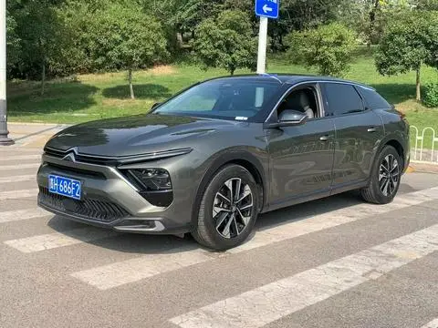 Citroën 凡尔赛C5 X 2022