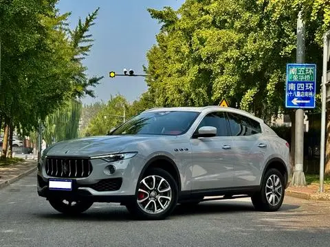 Maserati Levante 2016