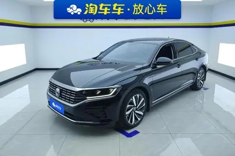 Volkswagen Passat 2023 — фото 1
