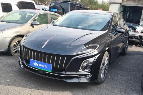 Hongqi E-QM5 2024
