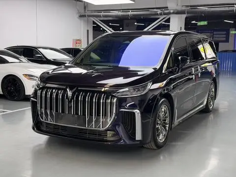 Voyah 梦想家 PHEV 2024
