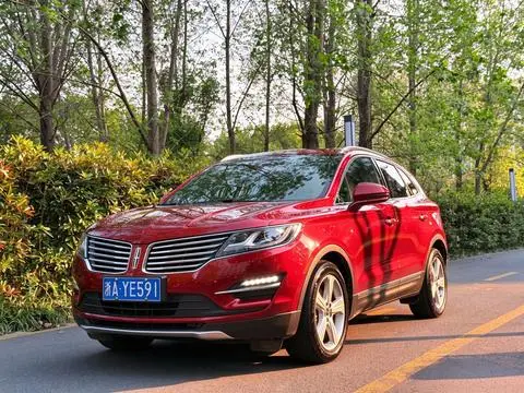 Lincoln MKC 2014