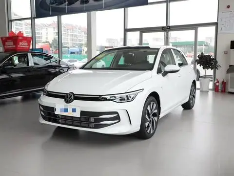 Volkswagen Golf 2025