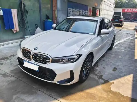 BMW 3 Series 2023 — фото 1