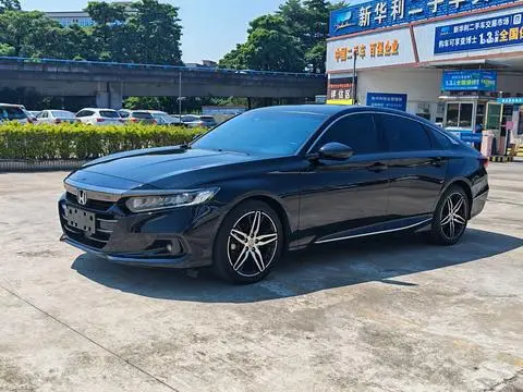 Honda Accord 2022 — фото 1
