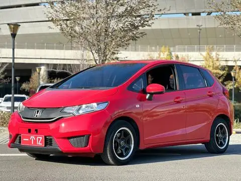 Honda Fit 2016 — фото 1