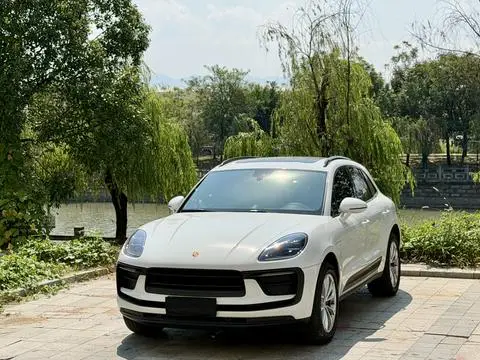 Porsche Macan 2023