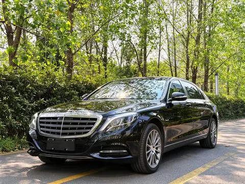 Mercedes-Benz 迈巴赫S-Class 2015