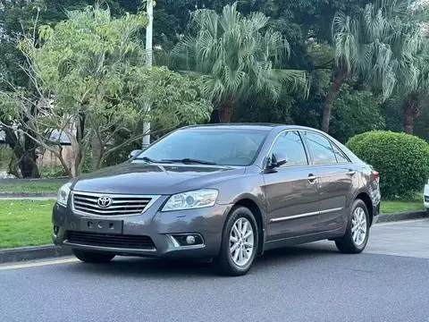 Toyota Camry 2009 — фото 1