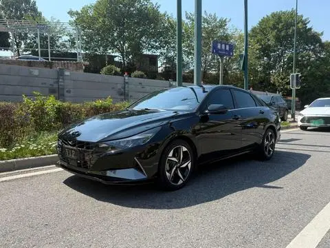 Hyundai Elantra 2021