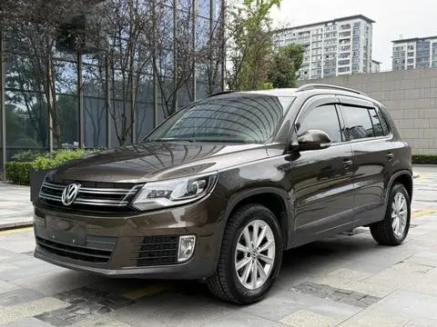 Volkswagen Tiguan 2016 — фото 1
