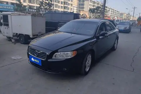 Volvo S80L 2011