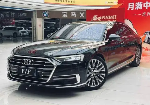 Audi A8 2019 — фото 1
