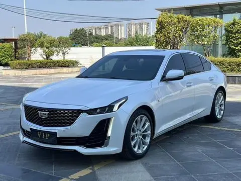 Cadillac CT5 2023 — фото 1