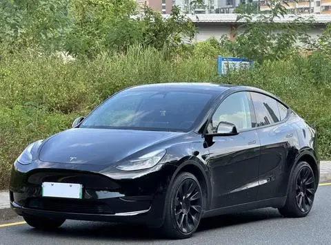 Tesla Model Y 2022 — фото 1