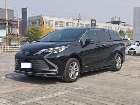 Toyota 赛那 2023