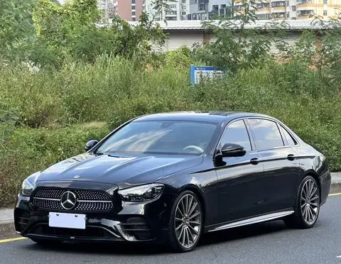 Mercedes-Benz E-Class 2022 — фото 1