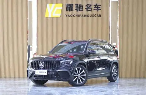 Mercedes-Benz GLB 2024