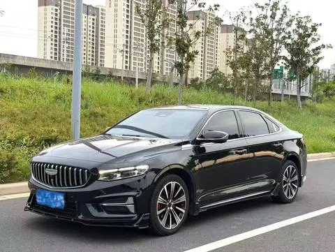 Geely Preface 2023 — фото 1