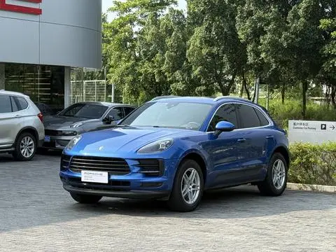 Porsche Macan 2020 — фото 1