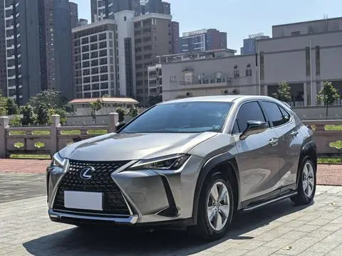 Lexus UX 2020