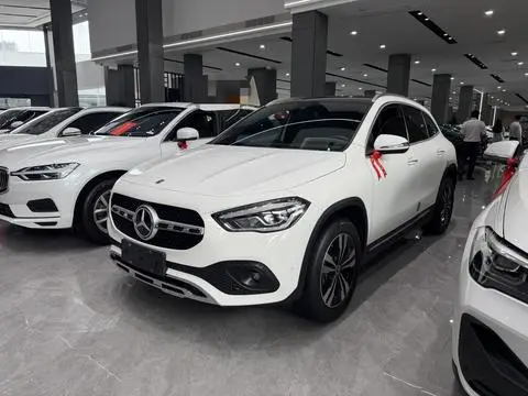 Mercedes-Benz GLA 2020