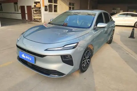 Roewe D6 2025