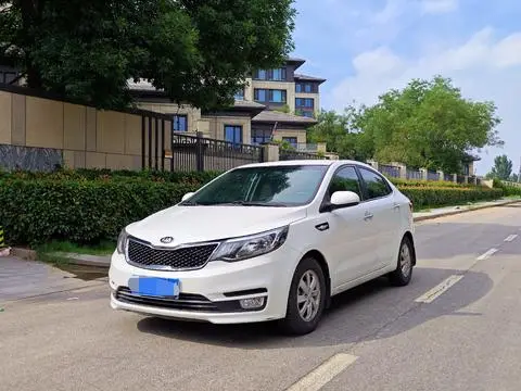 Kia K2 2015