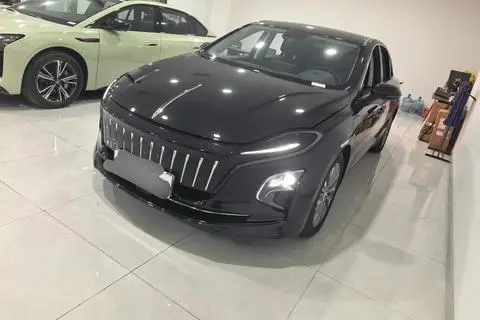 Hongqi E-QM5 2024